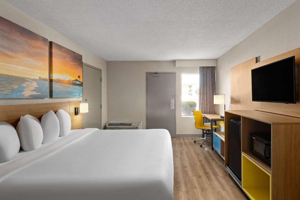 Days Inn By Wyndham Florence Near Civic Center Bilik gambar